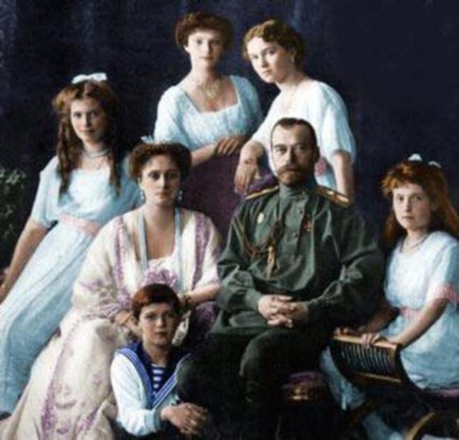 familia-romanov.jpg
